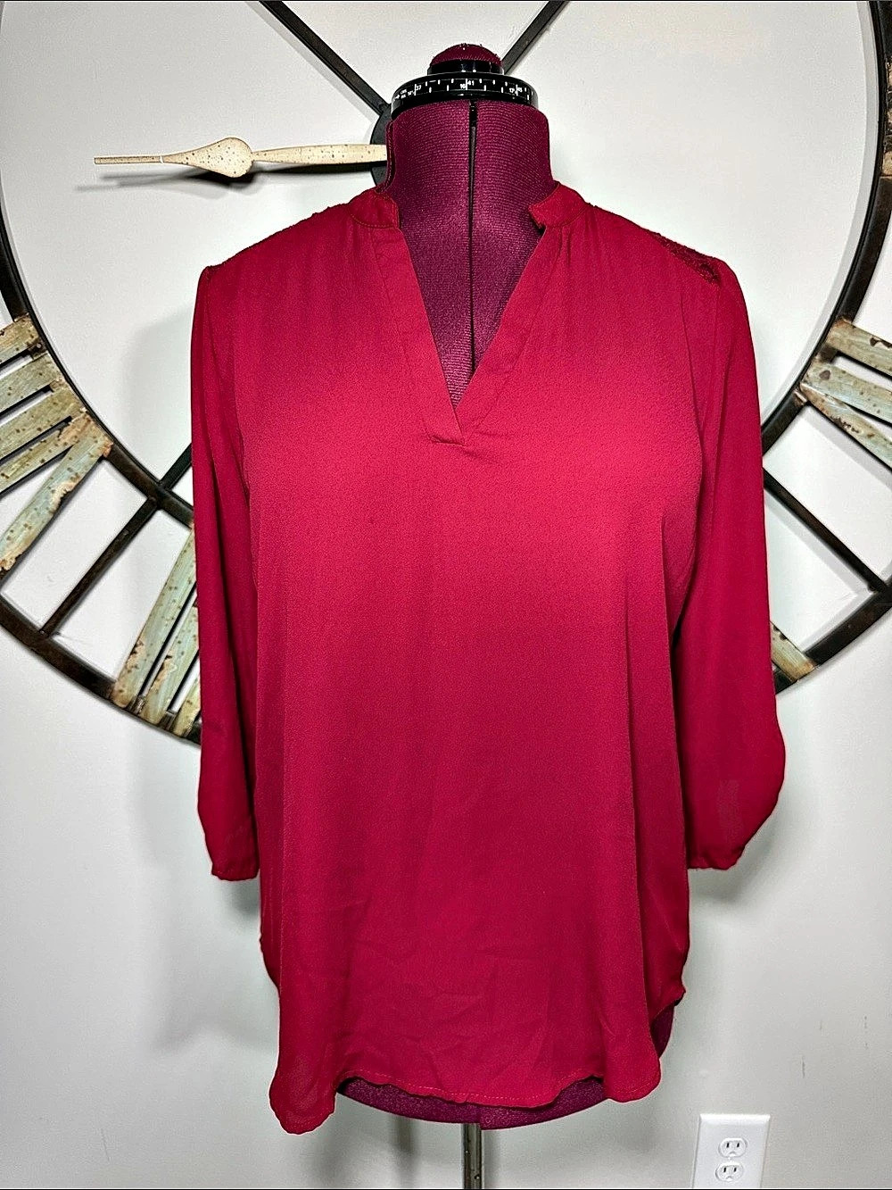 Rewinds Long Sleeve Tunic in Red Size Large Like New